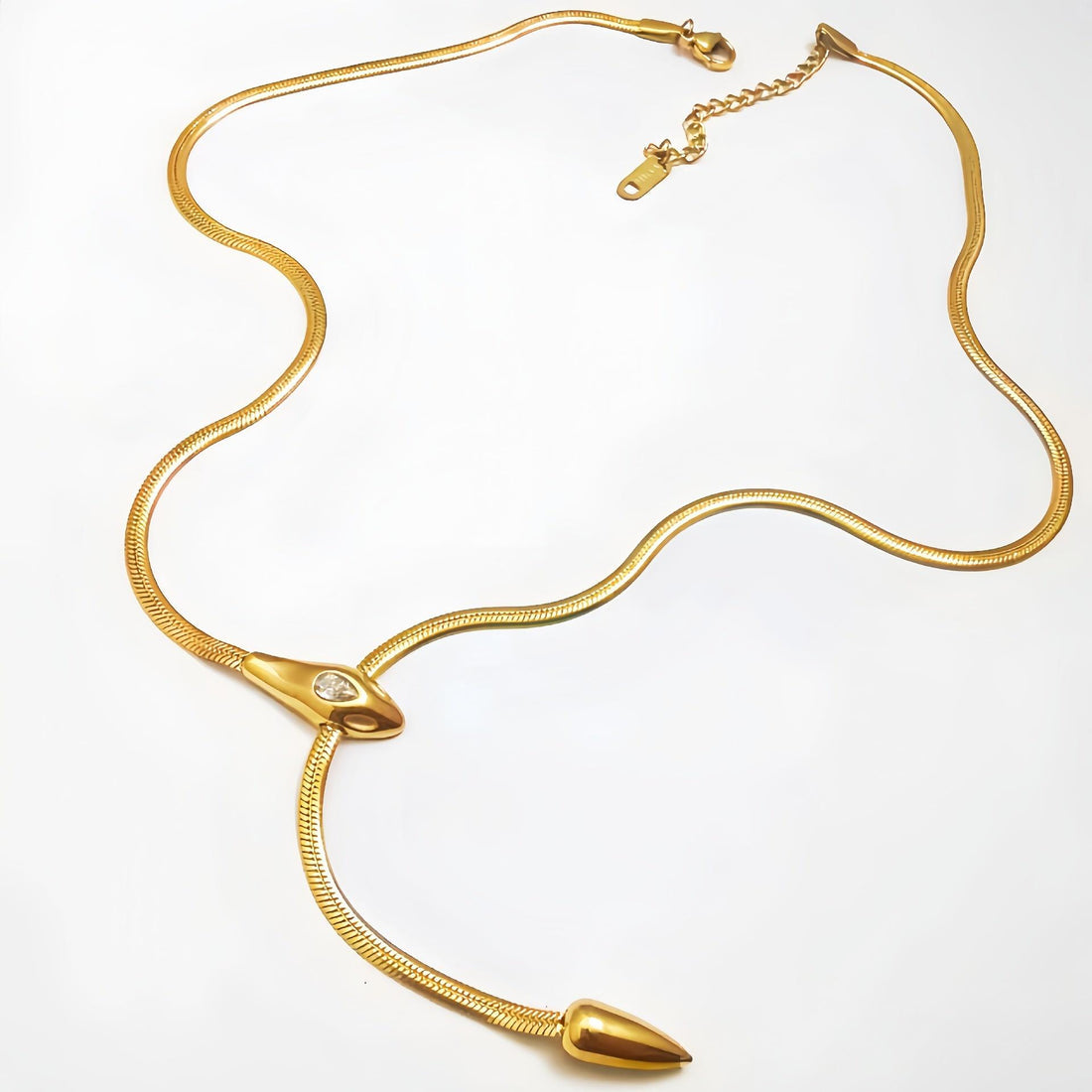14K Gold Snake Diamond Collarbone Necklace
